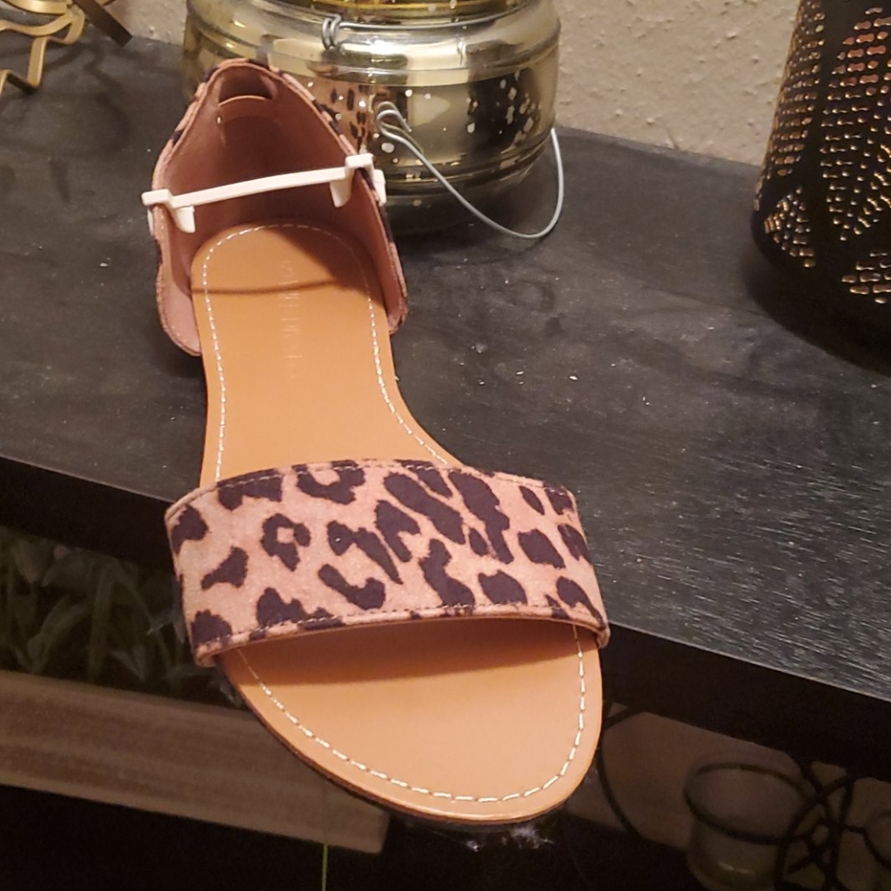 Leopard Sandals - Picture 3 of 3
